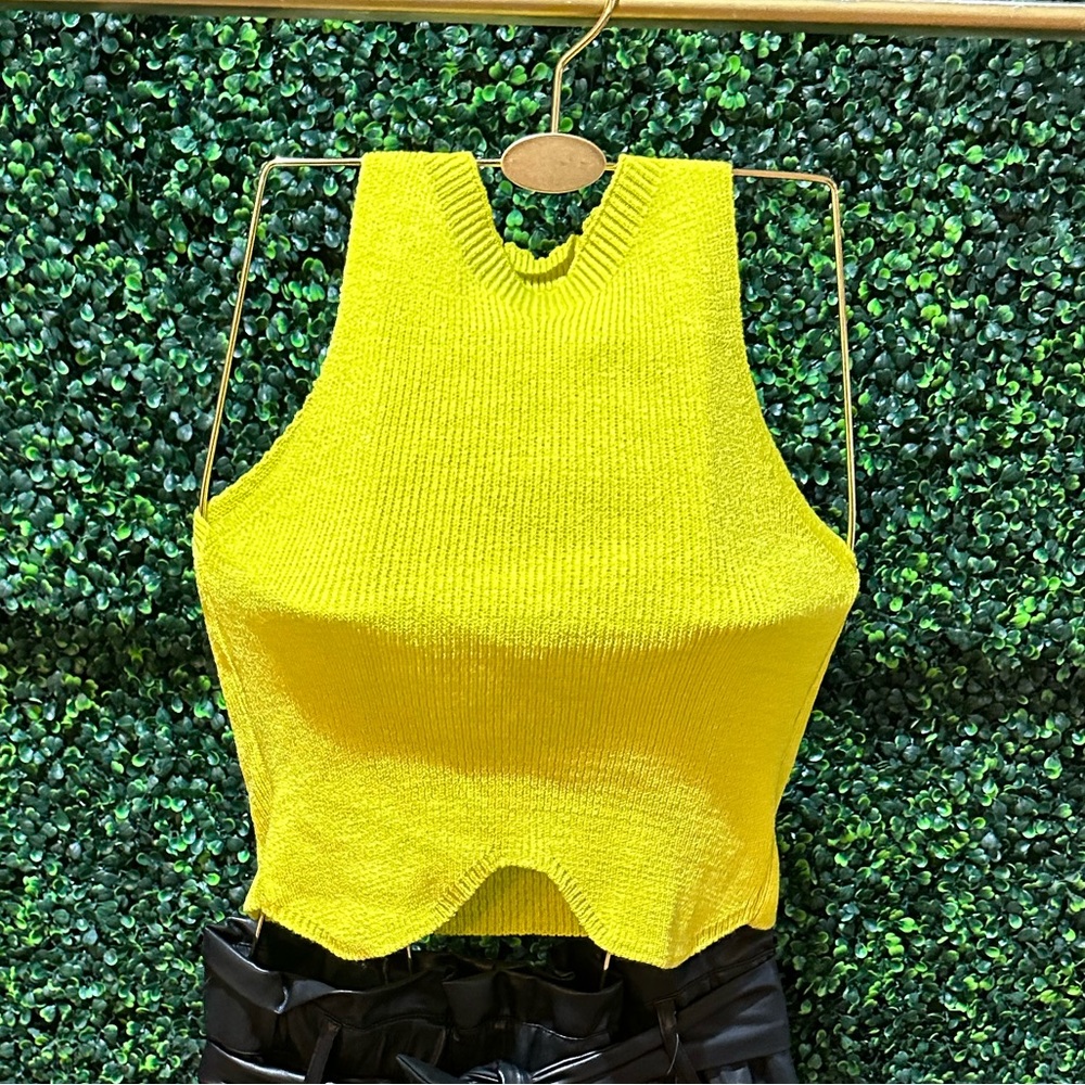 Yellow knit top. Asymmetrical top. Asymmetrical cropped. Size M